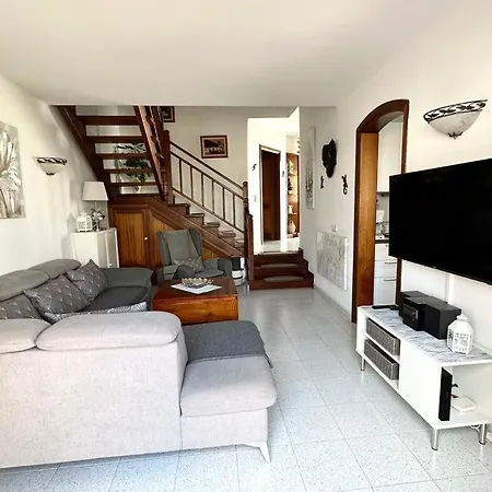 Casa „luga“ - Wohlfuehlen Direkt Am Und Pool Apartament Playa Honda (Lanzarote)